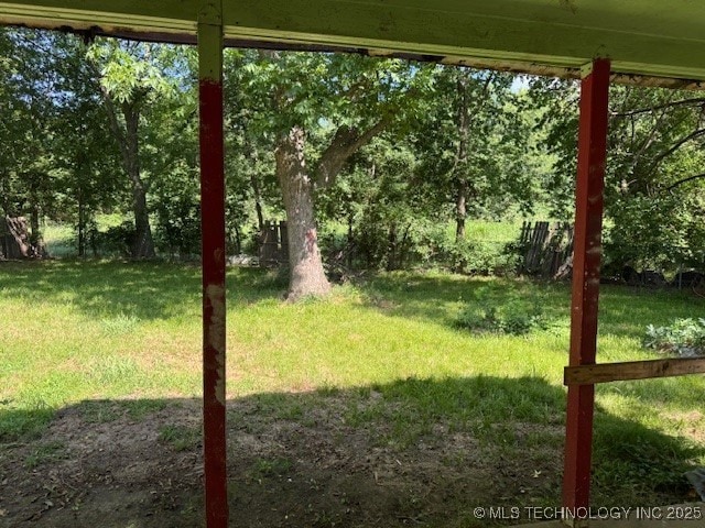 720 B NE, Ardmore, OK 73401 - view of grassy yard