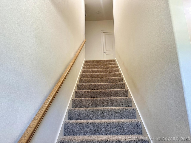 775 E Finley Ridge Dr, Tahlequah, OK 74464 - stairway featuring a textured wall