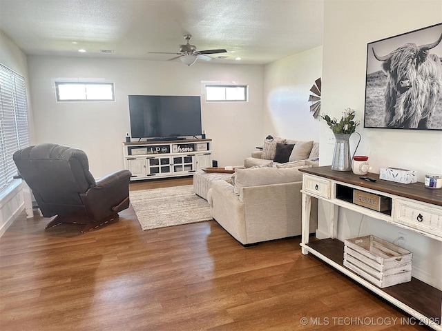775 E Finley Ridge Dr, Tahlequah, OK 74464 - living area featuring ceiling fan, wood finished floors, and recessed lighting