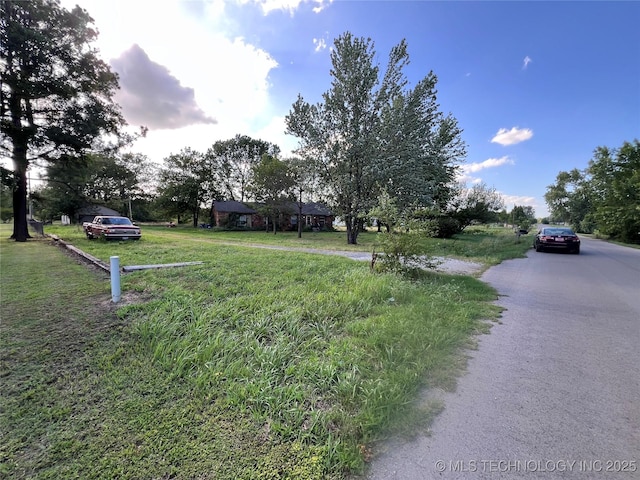 13226 N 91st Ave E, Collinsville, OK 74021 - view of yard