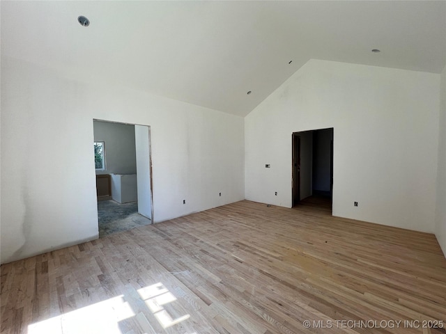 4949 S Boston Pl, Tulsa, OK 74105 - bonus room with light wood-type flooring and lofted ceiling