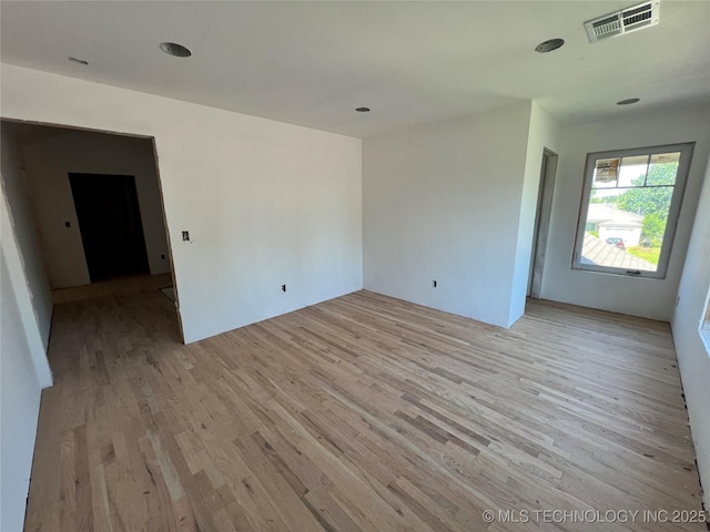 4949 S Boston Pl, Tulsa, OK 74105 - unfurnished room with light wood-style flooring
