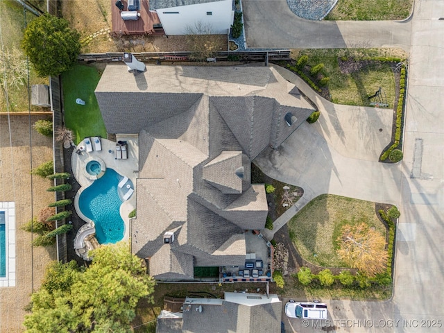 2920 E 27th Pl, Tulsa, OK 74114 - aerial view of a pool area