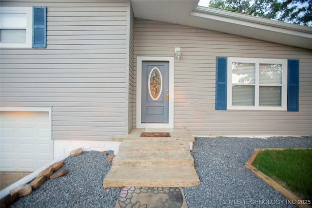 416434 Lakeside, Checotah, OK 74426 - entrance to property featuring a garage