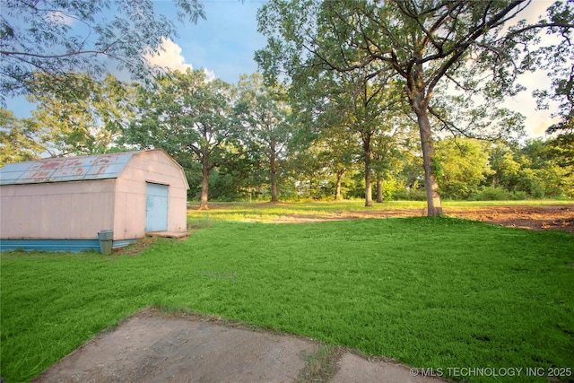 416434 Lakeside, Checotah, OK 74426 - view of green lawn featuring a storage unit
