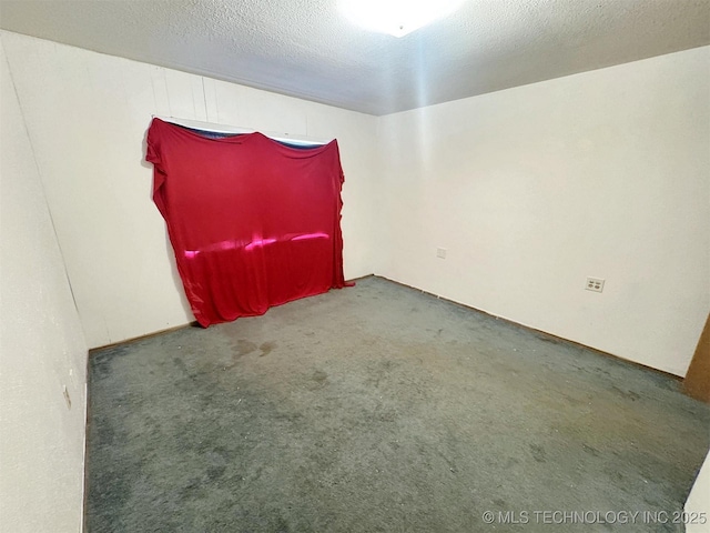 17564 W Grandview Dr, Tahlequah, OK 74464 - carpeted empty room featuring a textured ceiling