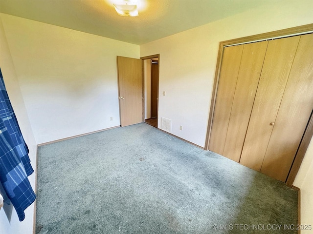 17564 W Grandview Dr, Tahlequah, OK 74464 - unfurnished bedroom featuring carpet floors and a closet