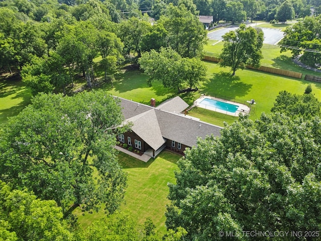 7705 S 232nd E Ave, Broken Arrow, OK 74014 - view from above of property with a pool