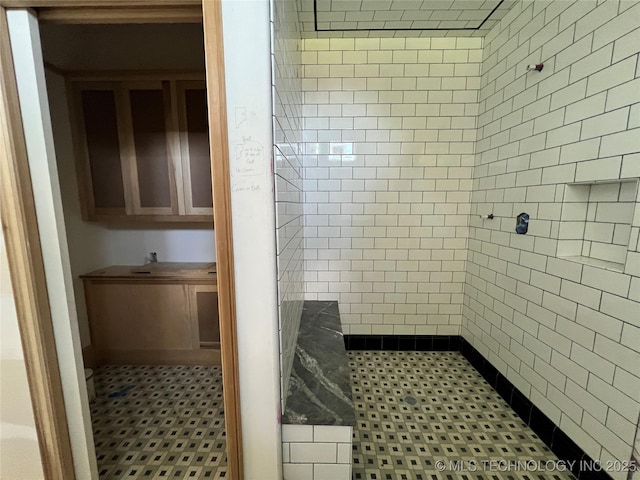 4954 S Boston Pl, Tulsa, OK 74105 - full bathroom with tiled shower and tile patterned floors