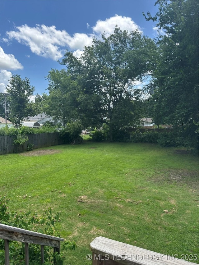 512 W Franklin, Haskell, OK 74436 - view of yard