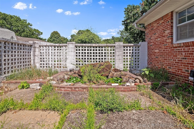 5153 S Marion Ave, Tulsa, OK 74135 - view of yard