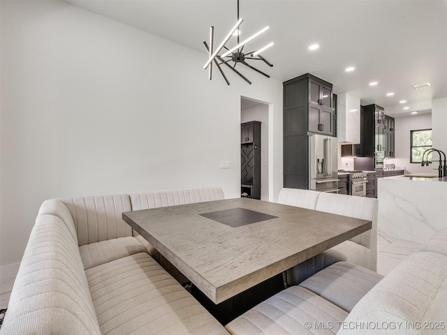 11446 Mary Knox Dr, Beggs, OK 74421 - living area featuring recessed lighting and a chandelier