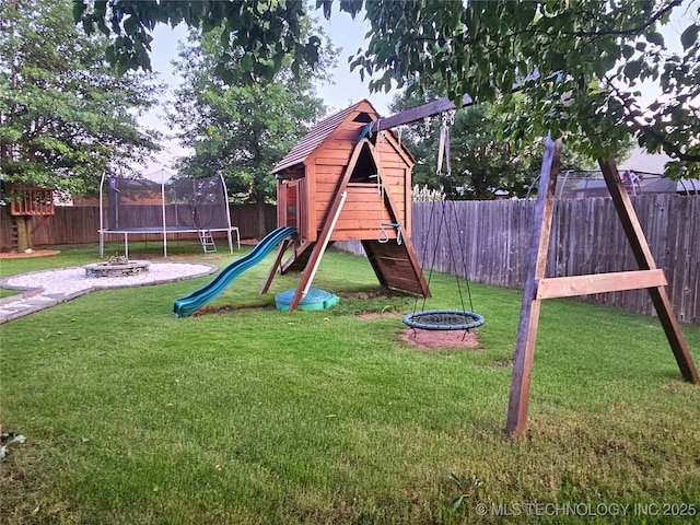 124 W 125th Ct S, Jenks, OK 74037 - view of jungle gym featuring a trampoline and a fenced backyard