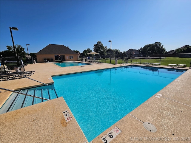 124 W 125th Ct S, Jenks, OK 74037 - community pool featuring a patio area