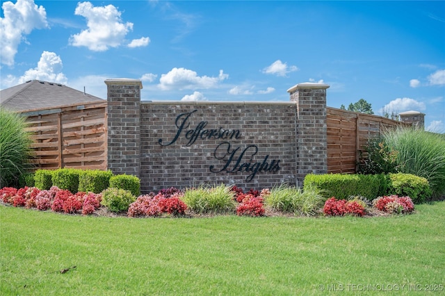1330 Panther Ln, Sapulpa, OK 74066 - community sign featuring a yard