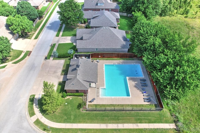1801 E Montgomery St, Broken Arrow, OK 74012 - view from above of property with a pool area