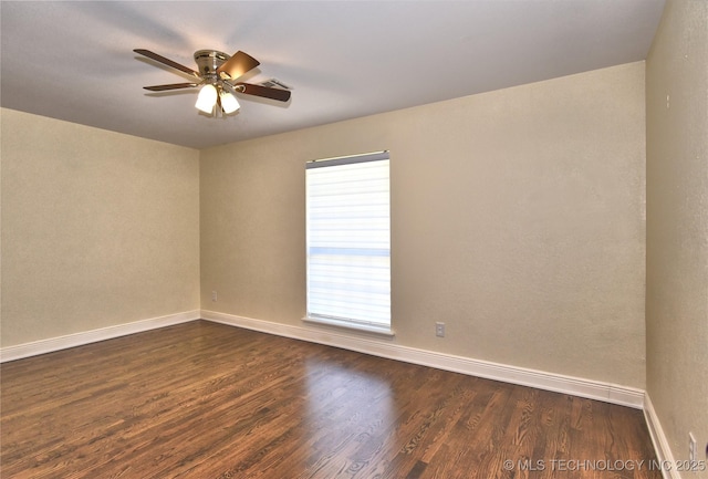 7020 E 89th St, Tulsa, OK 74133 - empty room with dark wood finished floors and a ceiling fan