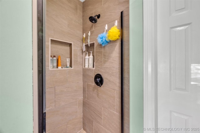 13804 E 90th St, Owasso, OK 74055 - full bathroom with a stall shower
