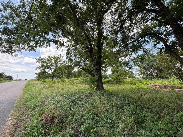 611 E Wolf, Madill, OK 73446 - photo 23
