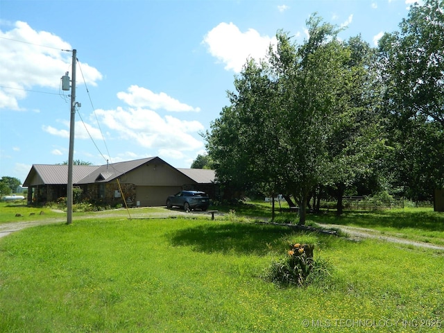399987 W 3700th Rd, Ramona, OK 74061 - view of front of house with driveway