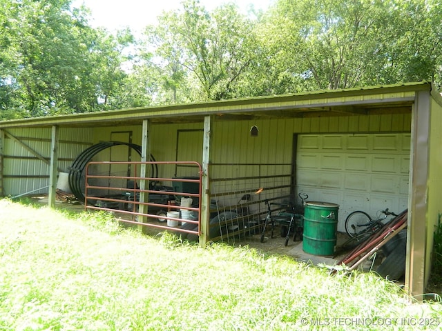 399987 W 3700th Rd, Ramona, OK 74061 - view of outbuilding featuring an exterior structure