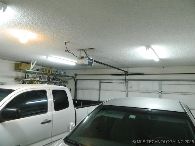 399987 W 3700th Rd, Ramona, OK 74061 - garage with a garage door opener
