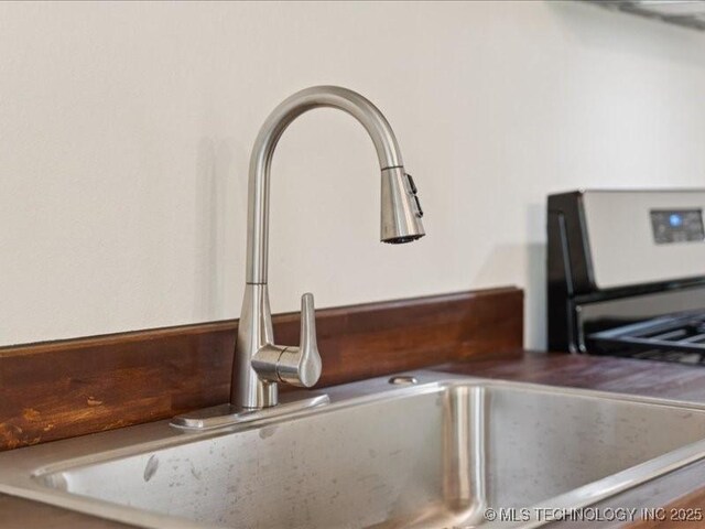 409 N Cherokee St, Claremore, OK 74017 - kitchen view of a sink