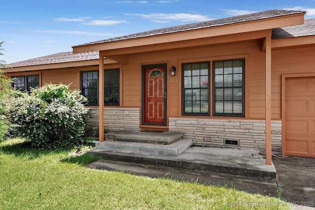705 W Hartford Pl, Broken Arrow, OK 74012 - entrance to property featuring stone siding and a shingled roof