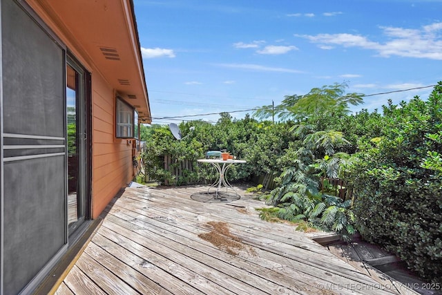 705 W Hartford Pl, Broken Arrow, OK 74012 - view of wooden deck