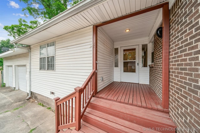4262 E 24th Pl, Tulsa, OK 74114 - doorway to property with driveway