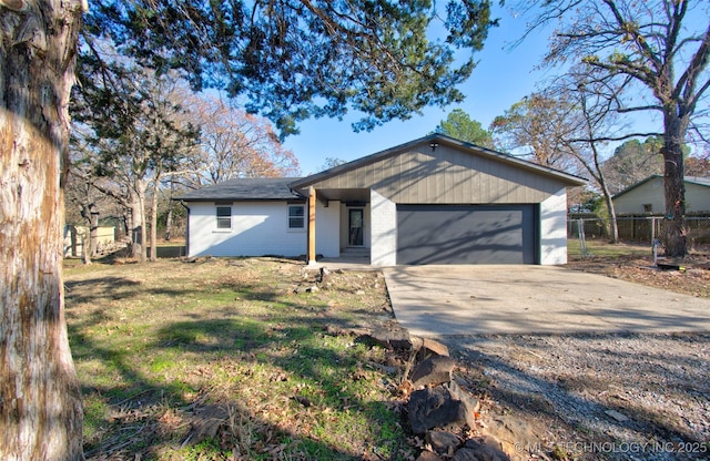 2110 S 70th St E, Muskogee, OK 74403 - photo 1