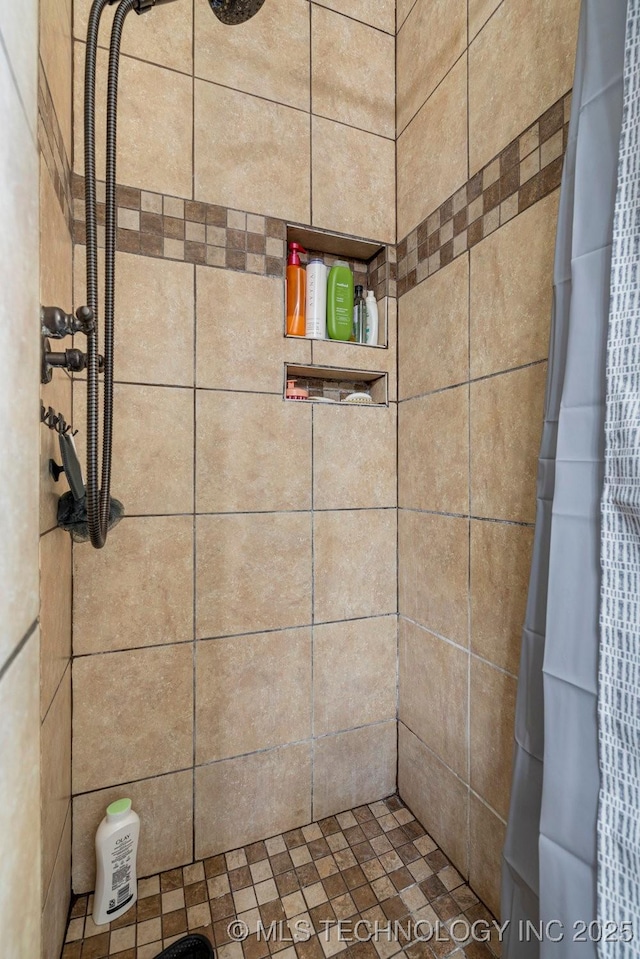 12915 S 120th E Pl, Tulsa, OK 74011 - full bath with a tile shower
