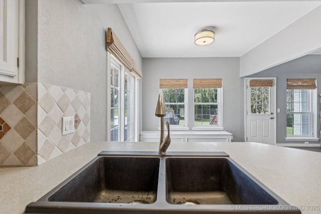 200 N Redwood Ct, Broken Arrow, OK 74012 - kitchen with light countertops and white cabinetry