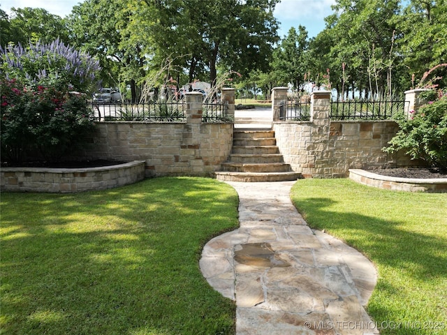 6166 Hedges St, Ardmore, OK 73401 - view of yard