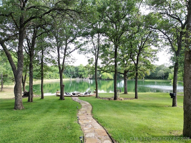 6166 Hedges St, Ardmore, OK 73401 - view of green lawn featuring a water view