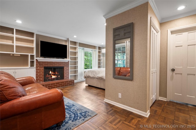 213 Moccasin Ln, Sapulpa, OK 74066 - living room featuring ornamental molding, a fireplace, recessed lighting, and built in shelves