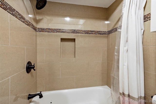 18251 145th W Ave, Sapulpa, OK 74066 - full bath featuring shower / bath combination with curtain