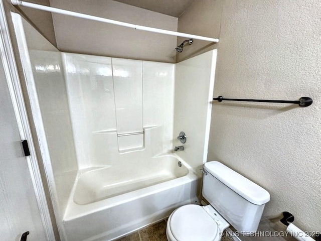 8932 S 258th E Ave, Broken Arrow, OK 74014 - bathroom featuring a textured wall and shower / washtub combination
