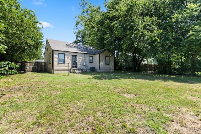 232 E Mohawk Blvd, Tulsa, OK 74106 - view of fenced backyard