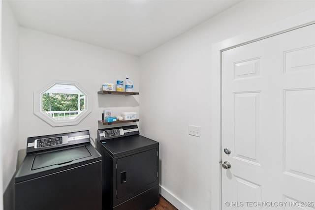 33966 S 4310th Rd, Big Cabin, OK 74332 - laundry room featuring independent washer and dryer and dark wood-style floors