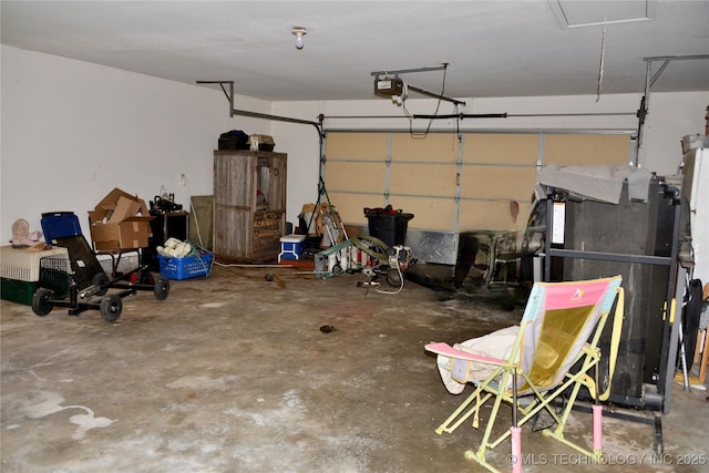 27855 S 170th Rd, Henryetta, OK 74437 - garage with a garage door opener