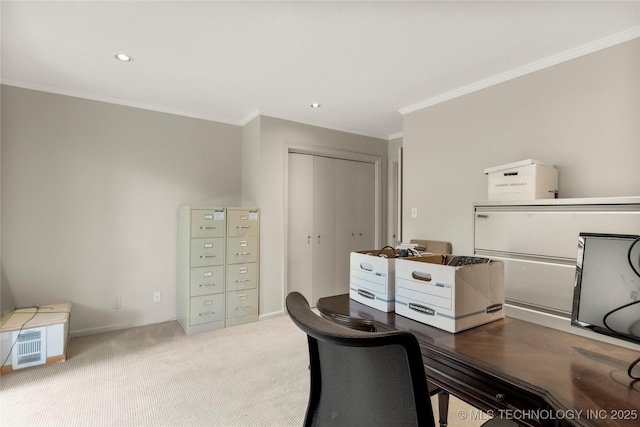 office space featuring ornamental molding, carpet, and recessed lighting