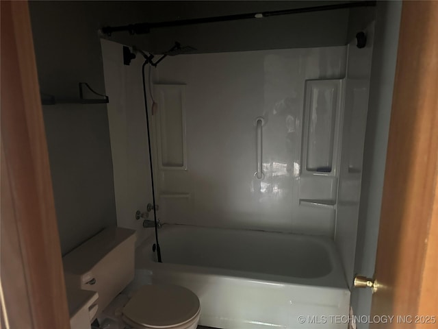 200 W Polk, Mcalester, OK 74501 - bathroom with toilet and shower / tub combination