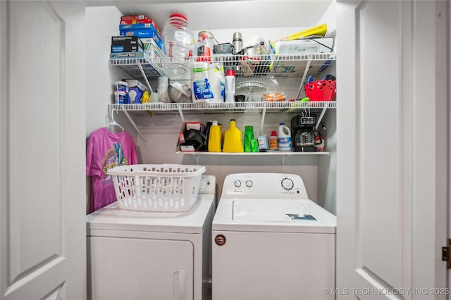 1105 S Maple Ave, Tahlequah, OK 74464 - laundry room with washer and clothes dryer