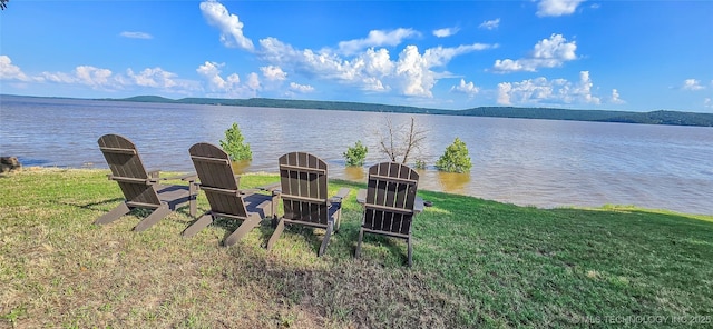 117189 S 4238th Rd, Eufaula, OK 74432 - view of grassy yard with a water view