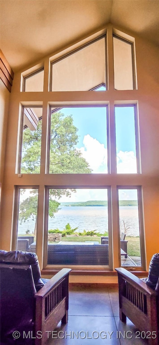 117189 S 4238th Rd, Eufaula, OK 74432 - detailed view of nearby water and concrete flooring