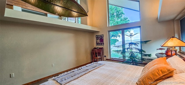 117189 S 4238th Rd, Eufaula, OK 74432 - bedroom with multiple windows and a high ceiling