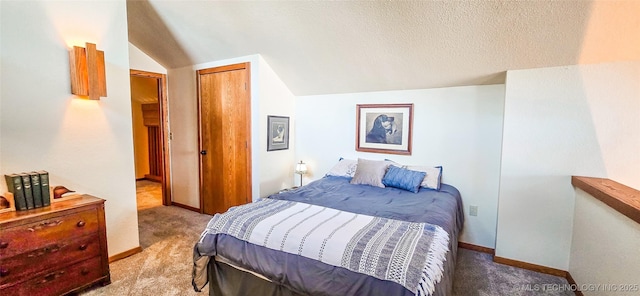 117189 S 4238th Rd, Eufaula, OK 74432 - carpeted bedroom featuring vaulted ceiling and baseboards
