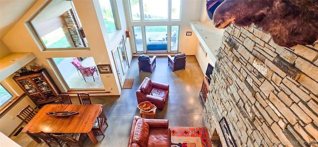 117189 S 4238th Rd, Eufaula, OK 74432 - living area featuring a high ceiling and healthy amount of natural light