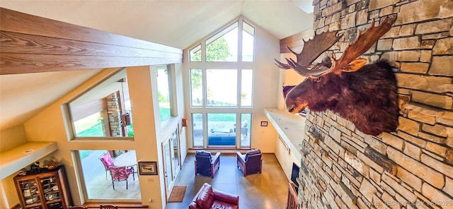 117189 S 4238th Rd, Eufaula, OK 74432 - living room with high vaulted ceiling